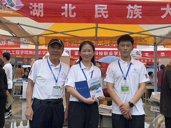 说明: aaa69f141fe1aaa9d06d177023414b35